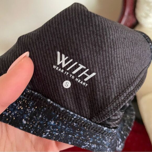 RARE Peloton “With” Stardust Tweed Sports Bra Logo High Neck Mesh- Size Small - Picture 7 of 8